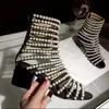 2017 Sexiga Kvinnor Vit Pearl Boots Fashion Cuts Out Booties Flat Heel Peep Toe Gladiator Sandals Booties Low Heel Dress Shoes Mujer Botas