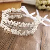 Artificial Garland Crown Bridal Hair Accessoarer Bridal Headbands Bröllops huvudbonad för Bride Dress Headdress Tillbehör Pearl Headpieces