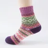 Vente en gros - Automne Hiver Épais Chaud Femmes Chaussettes Belle Douce Classique Coloré Multi Motif Mélanges De Laine Littérature Art Style Cachemire Chaussette TTVA