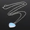Collier en pierre naturelle en forme de cœur pour femmes, pendentif en forme de cœur avec chaîne de 20 pouces, bijoux en pierres de cristal à la mode