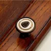 Europen Vintage Style Rose Furniture Handtag Cream Ceramic Kitchen Cabinet Drawer drar i knoppar Bronze Dresser Door Handtag 5 "3,75"