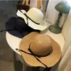 Nowe Panie Tkane Słomiane Kapelusz Składane Sun Beach Hat Lato Kobieta Szeroki Brim Kapelusze Sunscreen Sun Hat Hurtownie M013