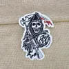 1 stks punk schedel met bijl badges patches voor motor kleding ijzer geborduurde patch applique strijkijzer op patches naaien accessoires