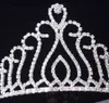 Bridal Tiaras z Dżetów Biżuteria Ślubna Dziewczyny Headpieces Urodziny Party Performance Pageant Crystal Crowns Akcesoria ślubne # T035