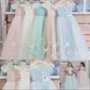 Robes belles papillons fleuris filles robe sqaure cou de dentelle appliques arc arc à manches courtes filles de concours de concours