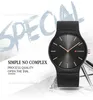 Curren Brand Luxury Mens Quartz Watch Men Men imperméable Ultra Thin Analog Watchs Male Fashion Sports Black Relogie Masculino 82562297683815