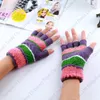 冬の大人のかぎ針編み手袋カラフルなストライプニットの指のない手袋6色卸売ミトン