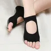 Nouveau 2017 Half Five Fingers Cotton Half Toe Yoga Chaussettes Non-Slip Peep Toe Pilates Cheville Grip Durable Open Anti-Slip Yoga Chaussettes