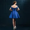 2017 nouvelles robes de soirée élégantes hors tension de la robe de mariée épaule courte rouge / bleu fille filles femmes ball ballon famille Homecoming / graduation robe formelle