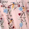 도매 - TXJRH 섹시한 꽃 무늬 자수 메쉬 관점 O-넥 풀오버 T 셔츠 슬림 여성 긴 소매 티는 2 색 SY17-02-29 탑