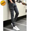 Hot Style Snow Gray Straight Slim Fit Denim Jeans Men Hip Hop Boy Streetwear Harem Byxor Tonåringar Casual Ben Stretch Byxor