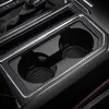 Kubek na kubek sprzętu Naklejki do dekoracji włókien węglowych Dopasowanie akcesoriów wnętrza czarnego samochodu dla Forda F150 201520163060096