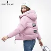 Atacado- Pinky é preto jaqueta de inverno mulheres algodão casaco curto 2017 novo acolchoado slim hooded parkas casaco feminino outono outerwear