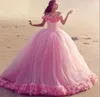 Charming 2019 Pink Quinceanera Dresses Sweet 16 Dresses Off The Shoulder Neckilne Princess Ball Gown Cinderella Prom Dresses with Flowers