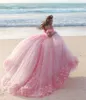 Prinsessa rosa 3d blommig boll klänning bröllopsklänningar 2020 av axelblomma plus storlek puffy tulle land beach dubai brud quinceanera klänning