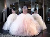 Modern Ball Gown Quinceanera Klänningar 2019 Princess Halter Bare Back Major Beaded Princess Puffy Sweet 16 Pagant Prom Wear Custom Made