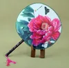 Peony Flower Handle Round Fan Traditionell hantverk Kinesisk Silk Dansfans Anpassad Ladies Hand Fans Bröllop Favoriter