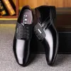 Man point toe dress shoe Italian designer formal mens dress shoes genuine leather black wedding shoes men flats office for male
