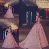 Arabia Saudyjska V Neck Prom Dresses Koronki Aplikacje Linia Zgrzewać Pociąg Suknie Wieczorowe Bez Rękawów Dubai Women Formal Party Vestidos Custom Made