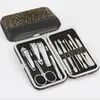 Aço Inoxidável de alta Qualidade 12 Pcs Pedicure / Manicure Set Cuidados Com as Unhas Clippers Cleaner Cuticle Grooming Kit com estojo de couro