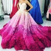 Vacker gradient fuchsia kväll klänningar sexig spaghetti puffy ruffles kapell trian prom fest klänning brud vestidos röd mattan kvällsklänning