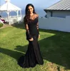 2021 Sexig Arabisk Svart Prom Party Dress Jewel Neck Illusion Lace Appliques Kristall Beaded Mermaid Långärmade Formella Aftonklänningar