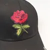 Zengcai Snapback Caps Unisex Pierścień Zakrzywione Kapelusze Czapki Mężczyźni Kobiety Czapka Daszybka Z Pierścionkami Retro Rose Kwiaty Data Hat Leisure Gorra
