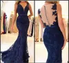 2018 Nowa Elegancka Dark Granatowa Koronka Syrenka Prom Dresses Bez Rękawów Zroszony Aplikacje Vestido De Festa Długie Evening Party Suknie Party