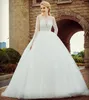 Vestidos de casamento da moda de alta qualidade nova noiva uma palavra ombro cauda branco em torno do pescoço botão traseiro mop vestidos de casamento de praia