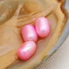 Природные пресноводные жемчужные устрицы 6-8 мм 3 штуки # 16 бледно-розовые жемчужины в треугольниках устрицы в вакуумной упаковке