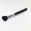 MO M104 ANGLE BLUSH Brush - فرشاة سابل هير كونتور برونزي للبشرة - فرشاة مكياج بيوتي