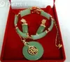 Classic Luxury Girl Lady sieraden set edelste groene jade 18k goud gevulde link hanger armband oorbellen ketting sieraden set3373006