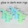 Populära Silicon Rigs Silicone Hookah Bongs Glow in dark silicon oil dab riggar med 14,4 mm hanled glasskål silikonnektar