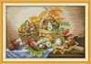 Un panier de peintures de décoration de légumes et de champignons, ensembles de broderie au point de croix faits à la main, imprimés comptés sur toile DMC 14CT / 11CT