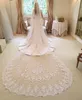 Vendita calda Veli da sposa da cattedrale lunghi 3 m con pettine in pizzo Applique Trim Tulle Velo da sposa a uno strato Accessori da sposa