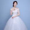 2カラーレアル写真シンプルなファッションウェディングドレス2018新しい到着韓国風ボートネックレースプリンセスvestido de Noiva Applikes