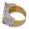Anello placcato color oro in rame di moda uomo esagerato di alta qualità Iced Out CZ Stone Stella Shape Augh Regalo di gioielli anello
