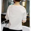 Wholesale- Camisas Femininas 2017 흰 셔츠 여성 탑스 빈 밖으로 꽃 면화 레이스 블라우스 Moda Mujer 한국어 패션 vetement femme 5xl