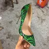 2018 estampados verdes, tacones puntiagudos, zapatos finos y sexys de moda, zapatos de suela, personalizados 33-45 yardas.