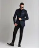 Темно-синие мужские костюмы Slim Fit из двух частей Groomsmen Свадебные смокинги для мужчин Пиджаки с заостренным отворотом Одна кнопка Формальный выпускной костюм (куртка + брюки)