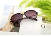 2018 Nouvelle-Italie Brand Lunettes de soleil Femmes Classic Square Frame Western Style Vintage Sun Verres de luxe mâle Shade Honey Glas8908449