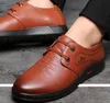 Apontou Toe Sapatos Tamanho 38-44 Business Casual Básico Sapatos Masculinos, Preto / Pano De Couro Marrom Design Elegante Sapatos Bonitos