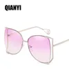 Luxury women Designer Sunglasses Pearl Decoration Legs Fashion Square Brand Sun Glasses Ladies Gradient Clear Shades UV400 6 color