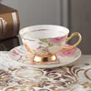 Elegantes Knochenporzellan-Tee-, Kaffeetassen- und Untertassen-Löffel-Set aus Keramik im britischen Stil Nachmittagstee-Tassen-Set Gift262W