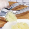 Qihang_top roestvrijstalen keuken squeeze tool zinklegering knoflook pers kleine knoflook gember pers crusher snijmachine