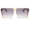 Grote Frame Vierkante Zonnebril Vrouwen Sexy Metalen Spiegel Oversized Zonnebril Mannen Gradi nt Oculos 2018 Brillen Tinten UV253K