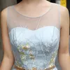 2017 Nuovi abiti da ballo corti Collo trasparente Fiori di pizzo Moda Cocktail Party Dress Abiti Adolescenti Abito da homecoming Abito da laurea For5865934