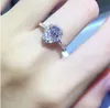 Nuovi arrivi professionali all'ingrosso Gioielli di lusso Argento sterling 925 Taglio a pera Topazio bianco CZ Diamante Wedding Heart Band Ring per le donne