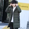 Piumino da uomo Parka Rlyaeiz 2021 Giacca invernale da uomo Slim coreano Hombre Cappotto medio-lungo Giacca a vento da uomo in cotone con cappuccio Abbigliamento giovanile1