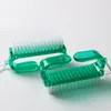 brosse à ongles douce